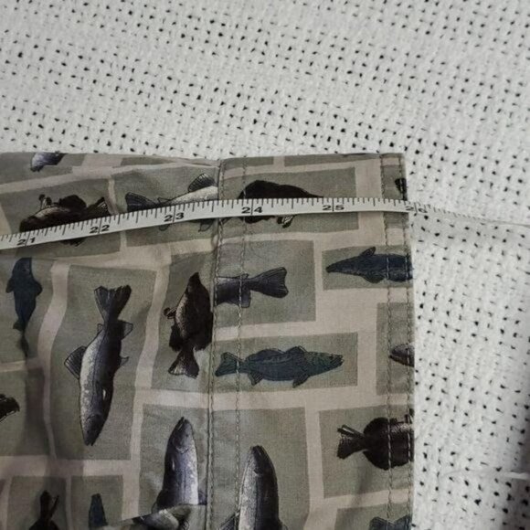 Columbia Graphic Fish Throughout Casual Button Down LS Sz. XL Shirt w Pockets - Picture 4 of 11